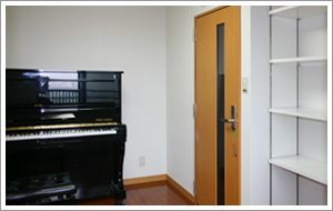 アビテックスフリーシリーズ施工実例 声楽練習室（5.5畳）