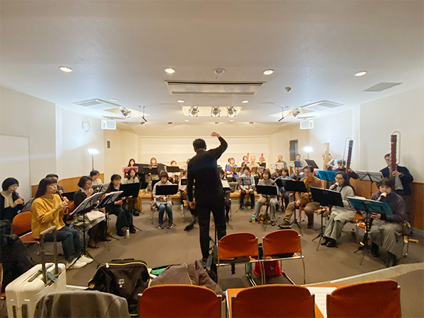 第054回『リコーダー大合奏を楽しもう！』の様子