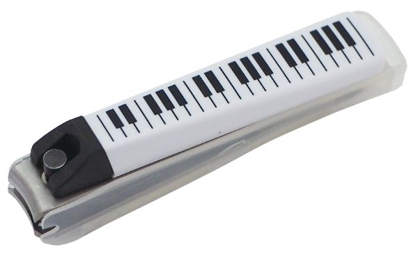 爪切り　ホワイト　鍵盤