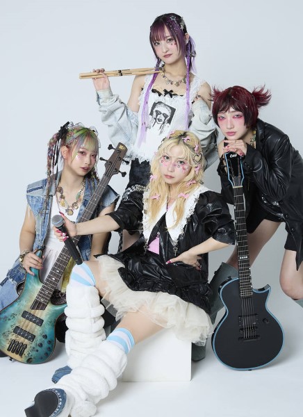SPECIAL　ARTIST　BOOK　花冷え。