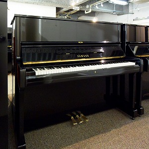 ヤマハ 再調整ピアノ U1A