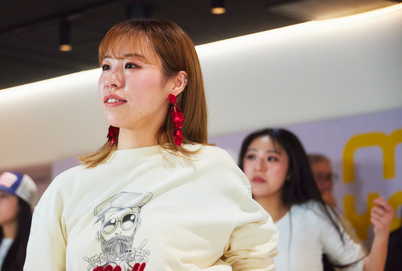 MIYAJI CANTERA slide1