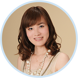 冨田裕梨（ヤマハエレクトーンデモンストレーター）